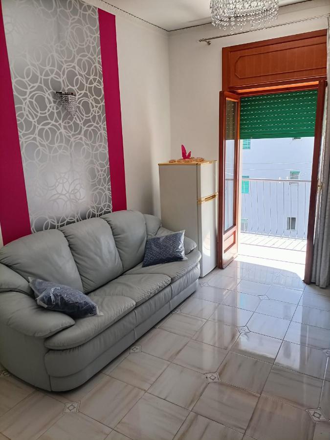 Bed and Breakfast Butterfly House Кастелламмаре-ди-Стабия Экстерьер фото