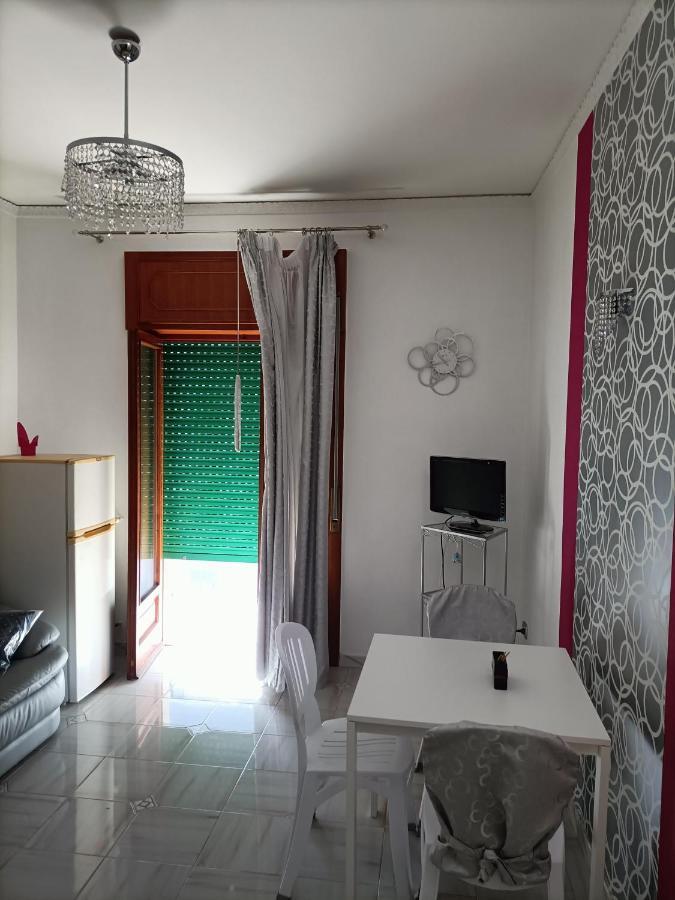Bed and Breakfast Butterfly House Кастелламмаре-ди-Стабия Экстерьер фото