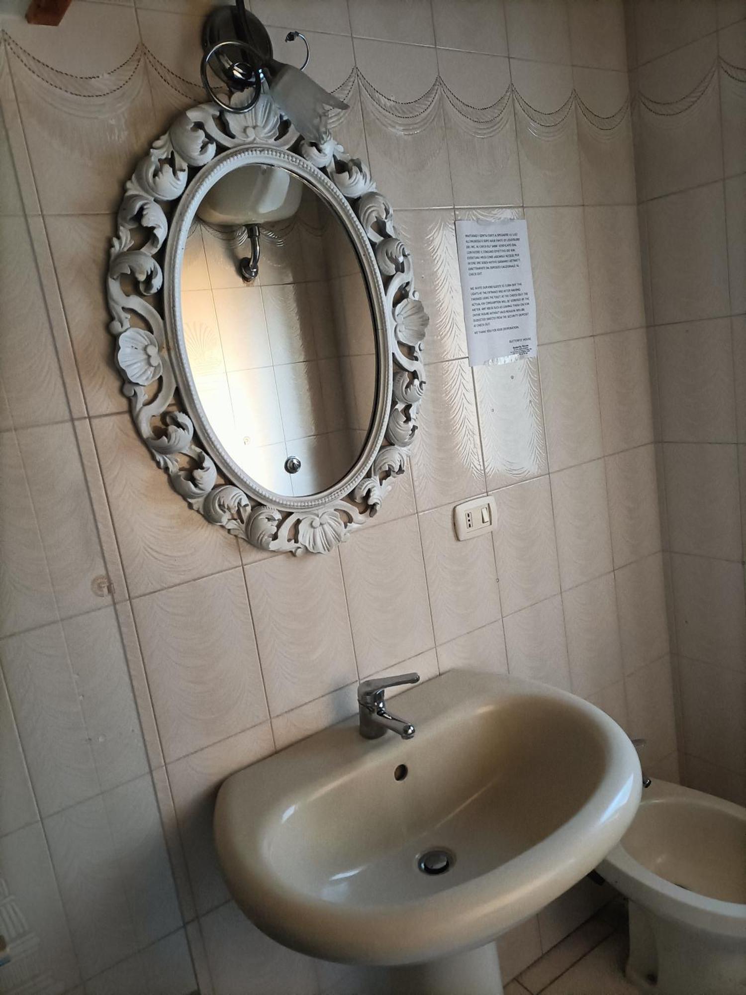 Bed and Breakfast Butterfly House Кастелламмаре-ди-Стабия Экстерьер фото